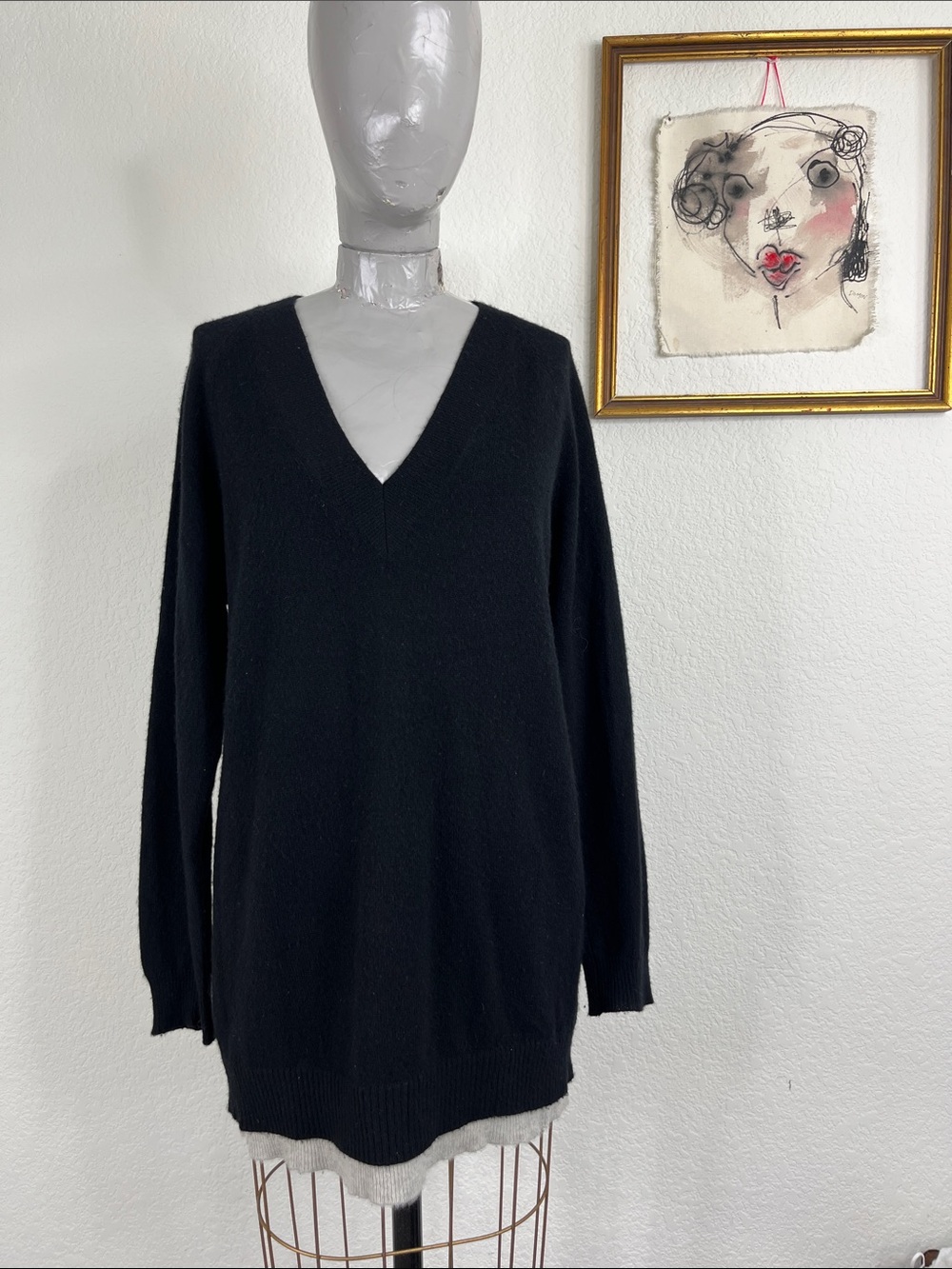 Theory Delrina Black Lofty Cashmere V Neck Sweater Layered